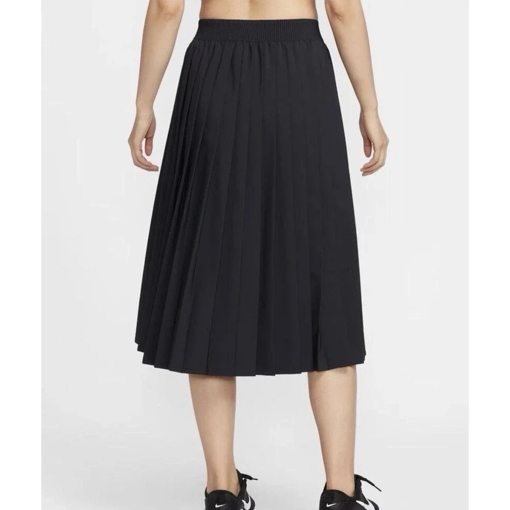 Nike 24.7 PerfectStretch Pleated Skirt Womens Large Black HQ8153 010 $160